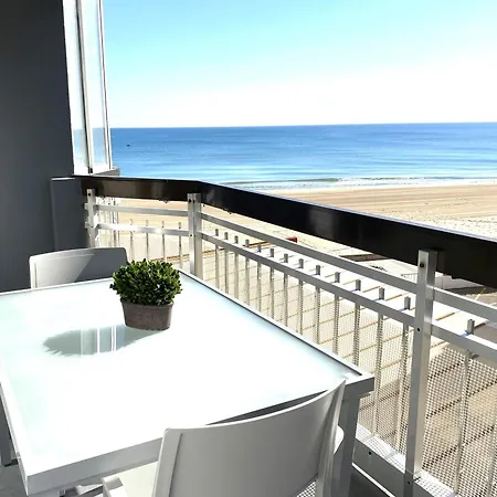Apartamento Beachfront And Charming Mareny Blau