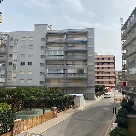 Beachfront And Charming Apartamento