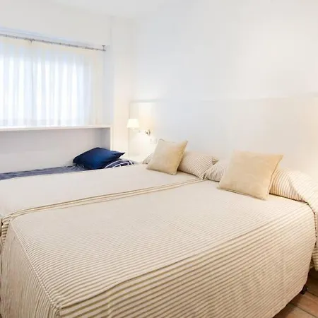 Beachfront And Charming * Mareny Blau